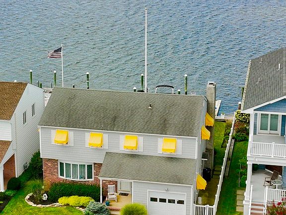2nd image of 2012 Glenwood Dr
