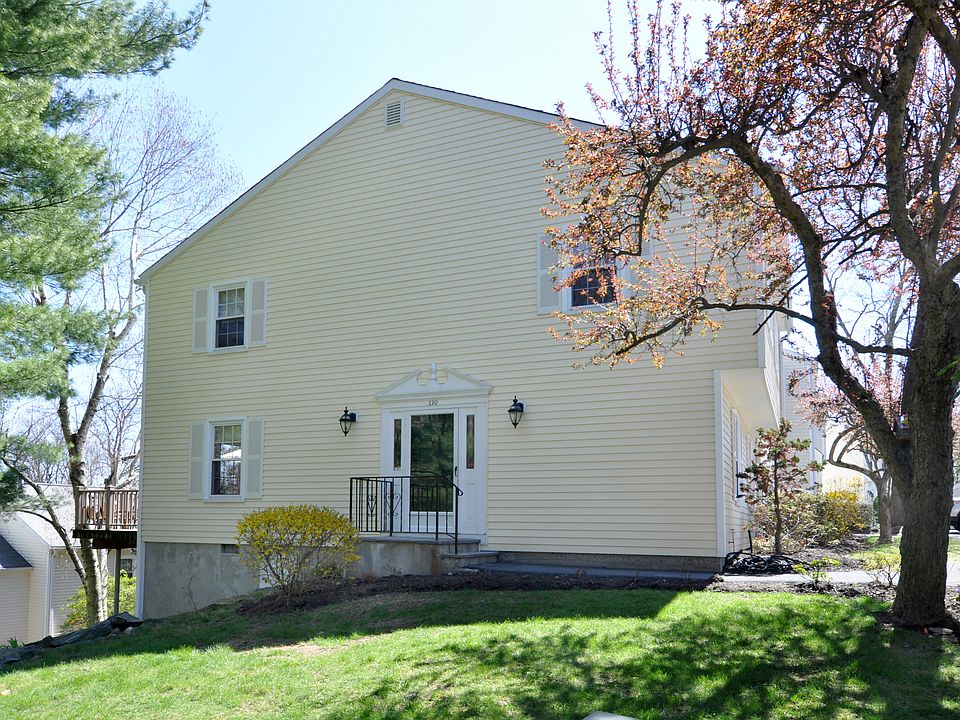 1st image of 330 Carroll Close