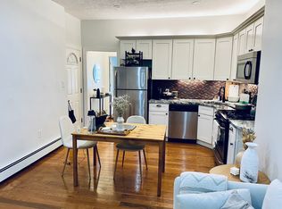 204 Lexington St #1, Boston, MA 02128