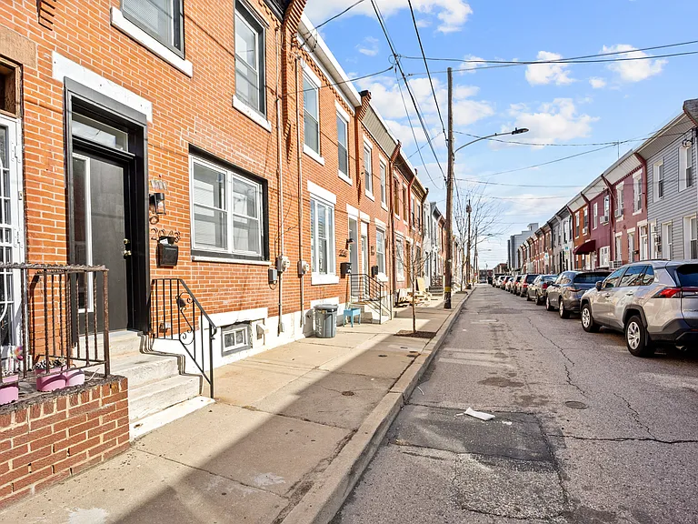 2043 Pierce St — Photo 3