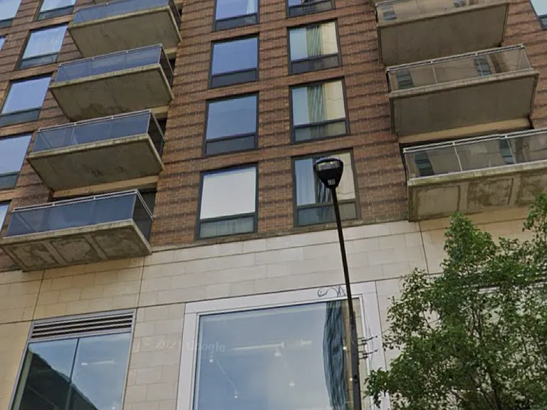 1 E 8th St #406 — Photo 1