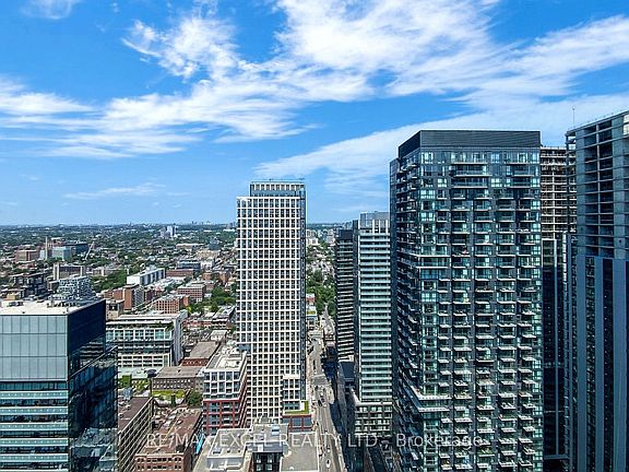4th image of 357 King St W #4103