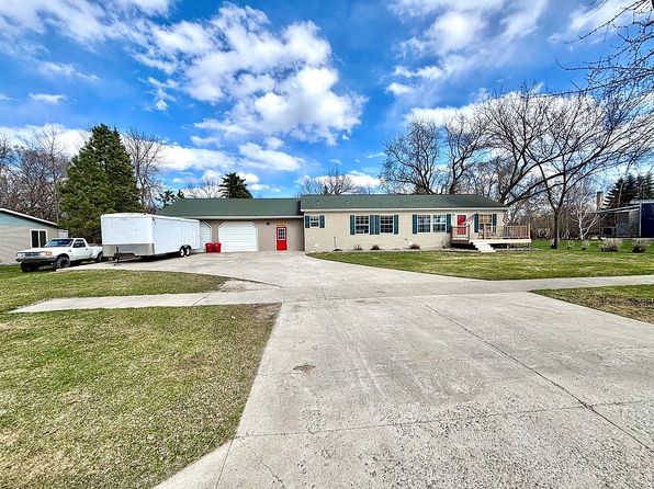 610 2nd St W