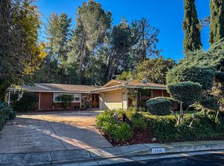5920 Fairhaven Ave, Woodland Hills, CA 91367