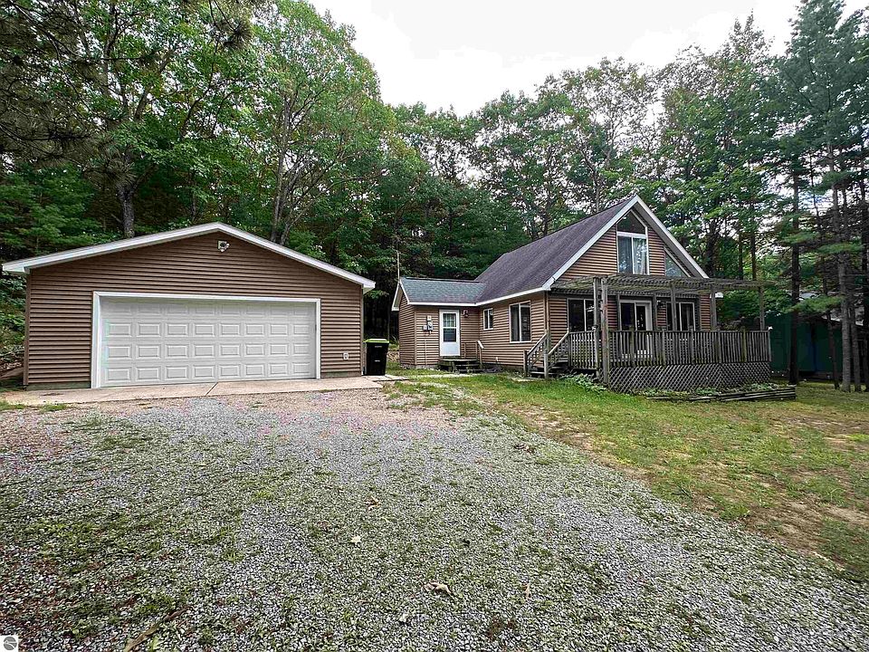 962 E Bear Lake Rd NE, Kalkaska, MI 49646 Zillow