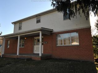 408 87th St, Marmet, WV 25315