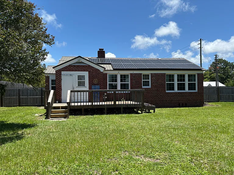912 Garrison Ave — Photo 32