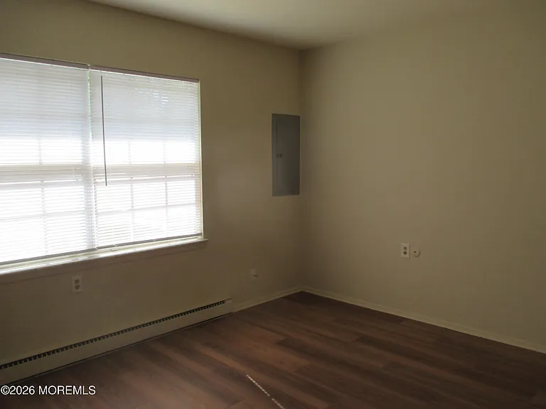 829A Balmoral Ct #1001 — Photo 11
