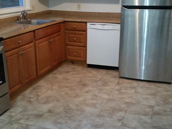 Freshly tiled "eat-in" kitch