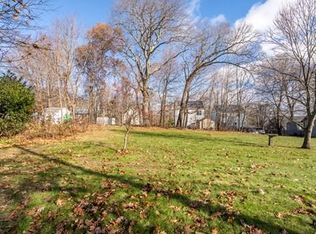 67 Tennyson St, Worcester, MA 01610