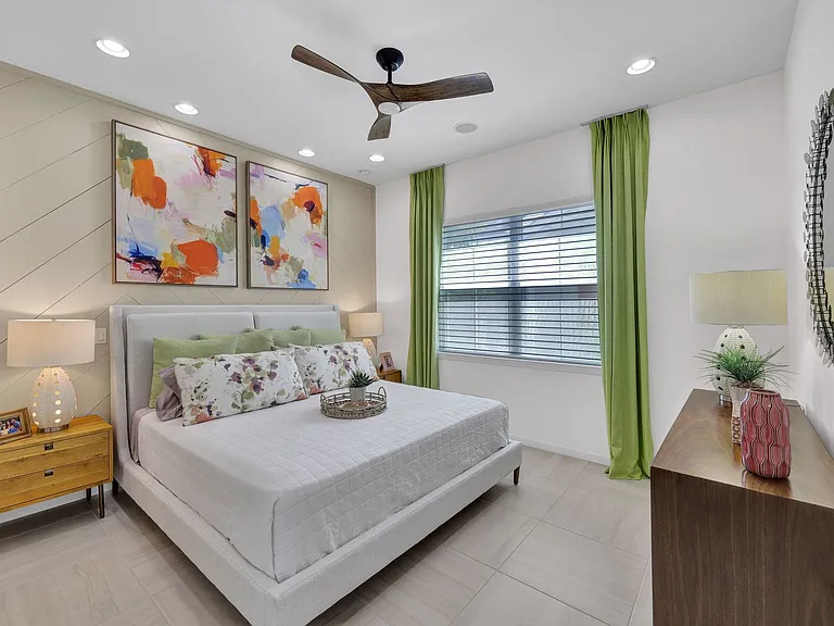 6996 Saona Ct — Photo 13