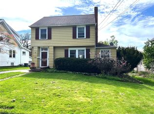 32 Miles Ave, Fairport, NY 14450