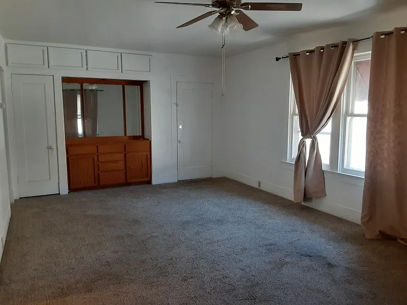 1 bed, 1.0 bath, 650 sqft, $1,150 — Photo 2