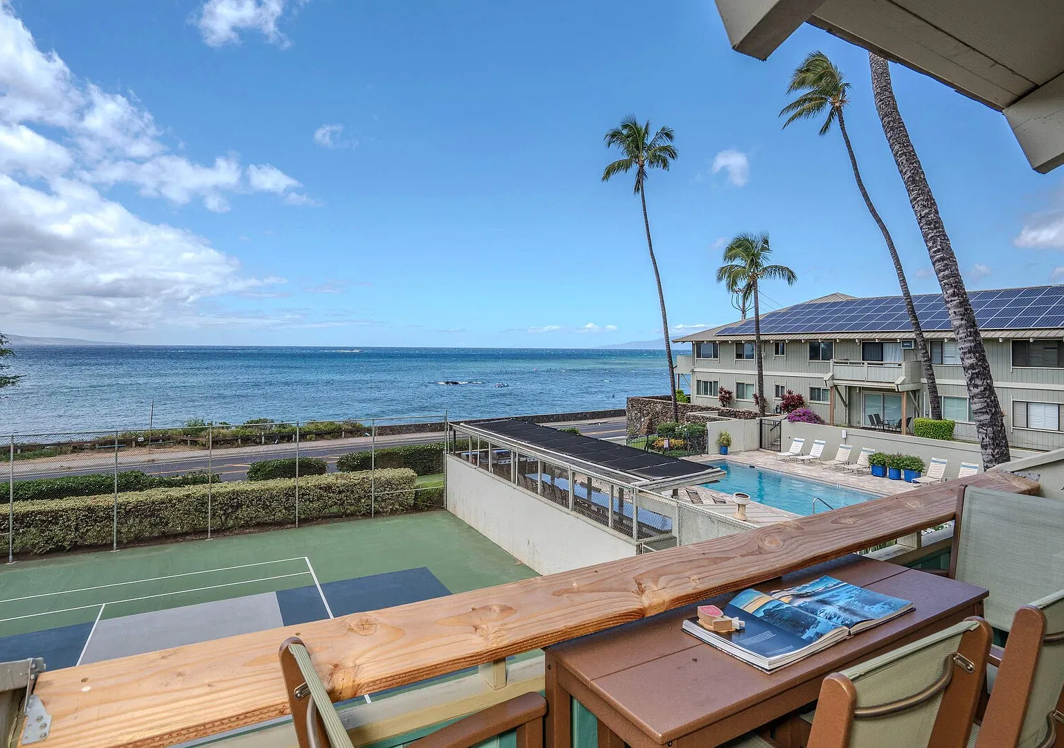 Shores of Maui 215 - Modern Reno, Ocean Views, Loft Lounge, King Bed, — Photo 2