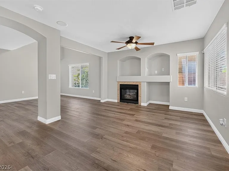 561 Aspen Leaf St — Photo 33