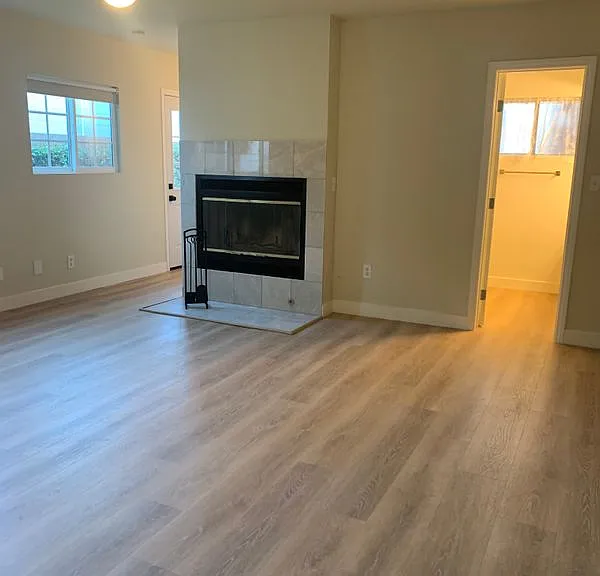 2341 Granada Ave — Photo 15