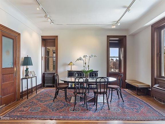 4th image of 151 Central Park W APT 10N