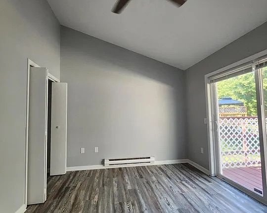 4th image of 15 Pointe St #2