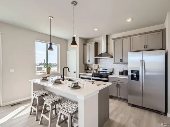 54968 E 28th Avenue, Strasburg, CO 80136