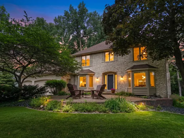 4031 Terrace Ln, Minnetonka, MN 55305