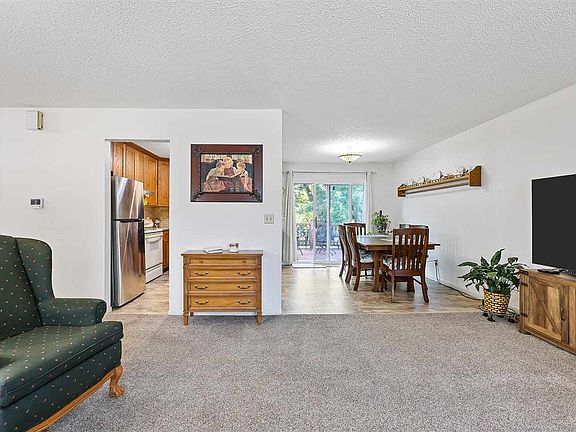 5th image of 512 Kingston Dr