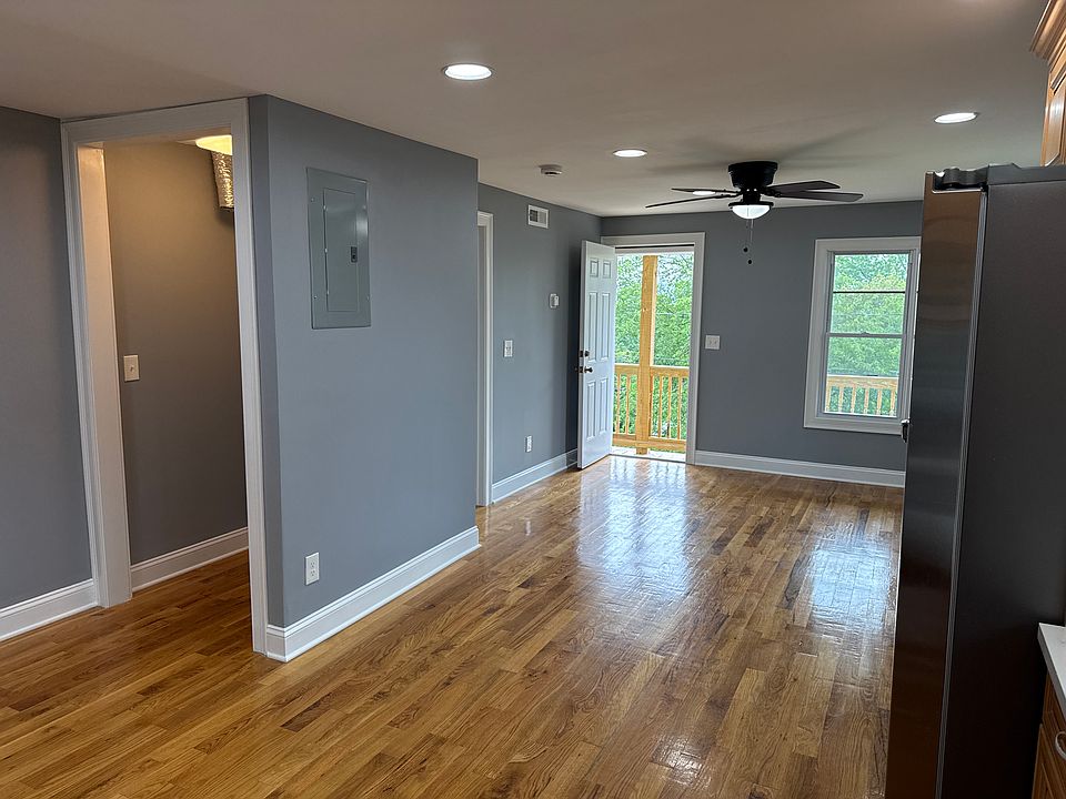 1st image of 138 Lafayette St #2