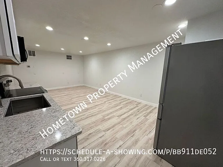 123 Fir St NE — Photo 5