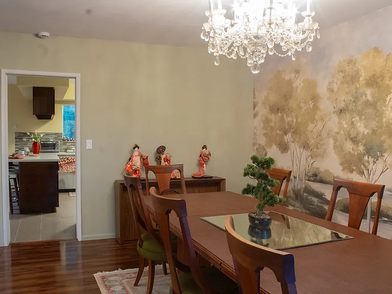 2657 Zorada Dr — Photo 10
