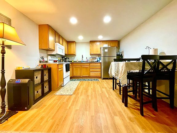5th image of 3612 Meadow Ave N #Mil
