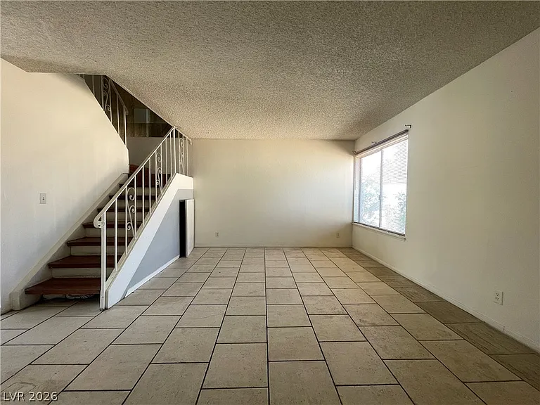 3904 Blackford Pl — Photo 11
