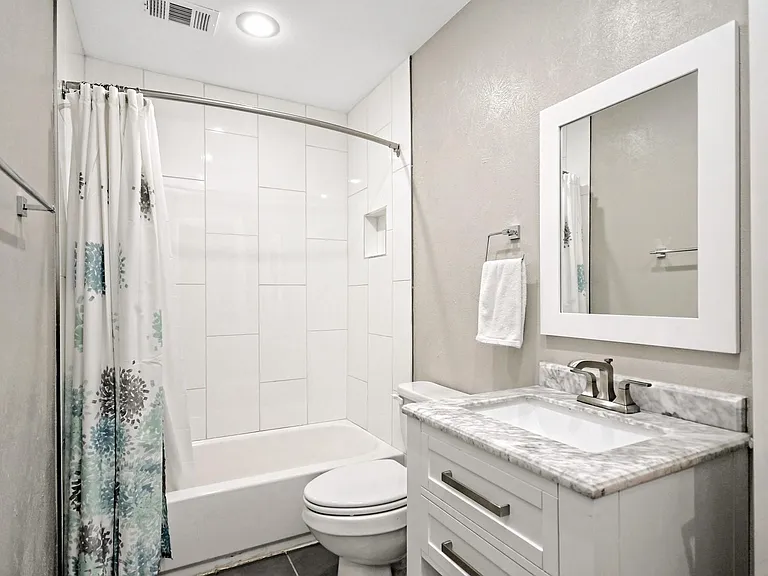 4008 Eton Ln — Photo 12