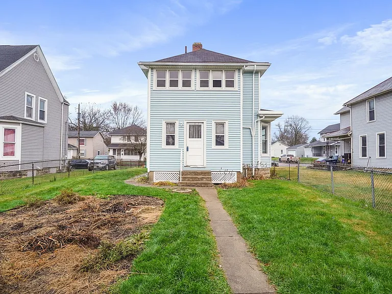76 Commodore St — Photo 35