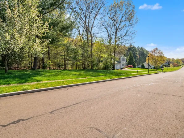 355, 365, 367 Hillstown Road, Manchester, CT 06040