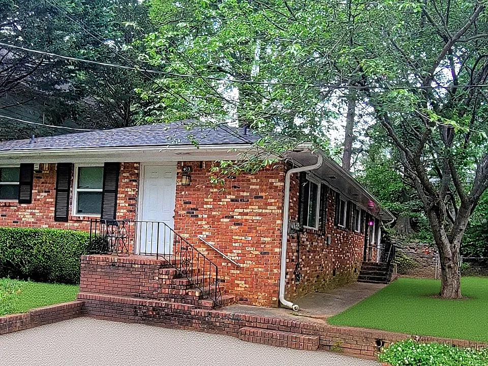 423 Lake Dr #A