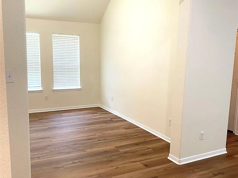 17315 Quiet Grove Ln — Photo 32