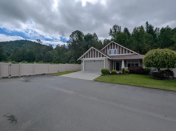 46570 Hearthstone Ave, Chilliwack, BC V2R 0E4