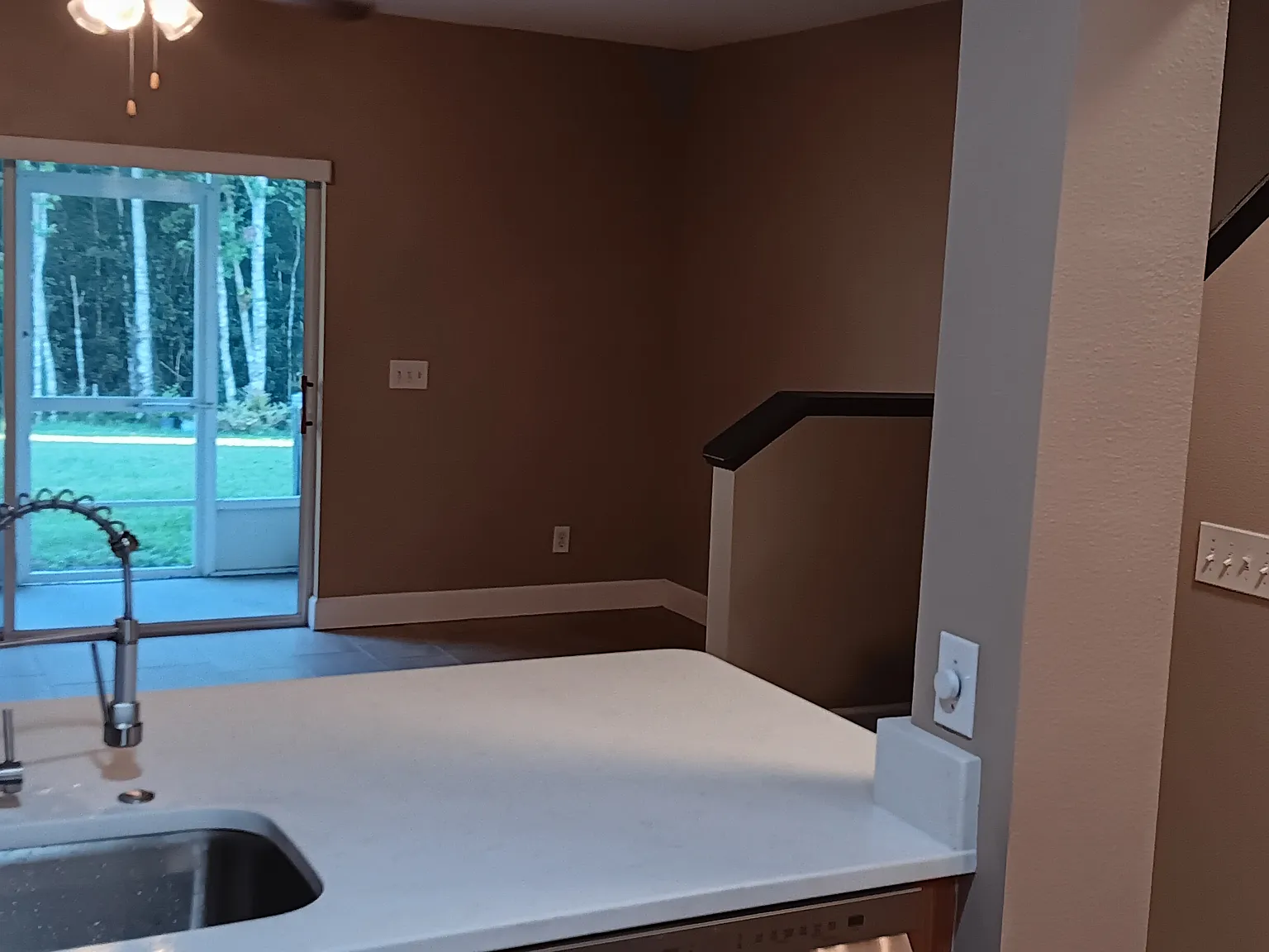 2 bed, 2.5 bath, 1337 sqft, $1,900 — Photo 2