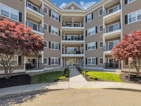 989 East St APT 310, Dedham, MA 02026