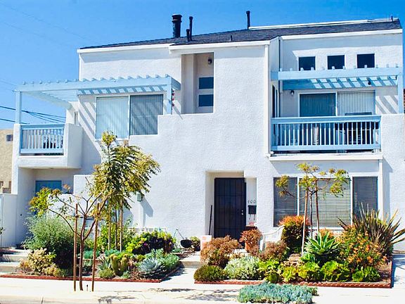 2nd image of 4008 Promontory St #0