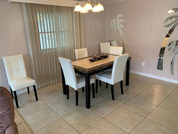 seperate dinning room