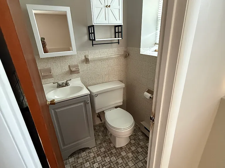 422 Spring St #1 — Photo 12