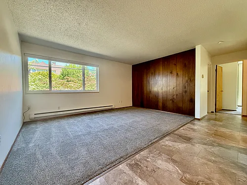 1221 E Olive St #202 Photo 1