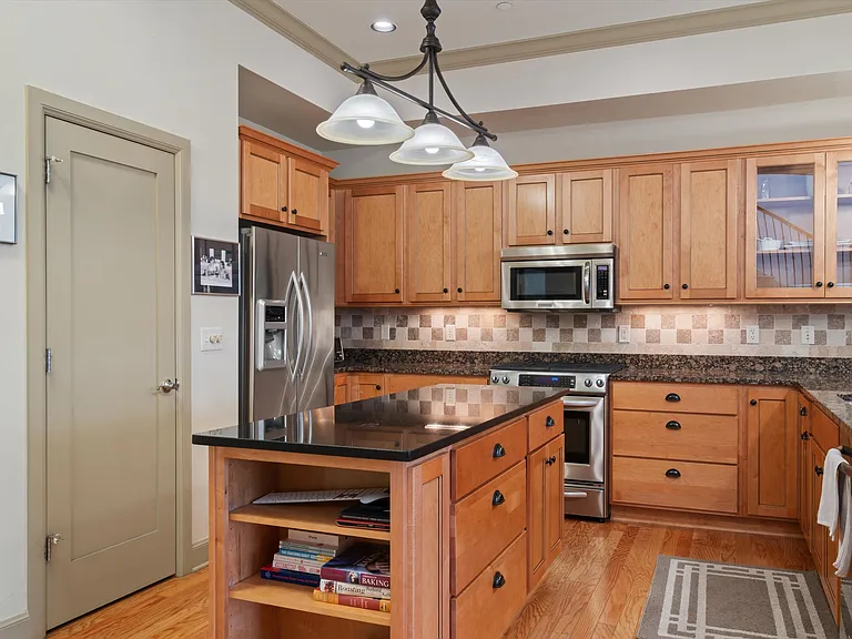 214 Russell M Perry Ave — Photo 9