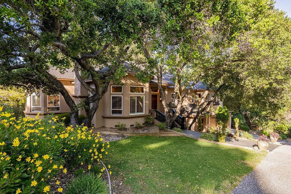 1840 Hollyhock Ln photo 1