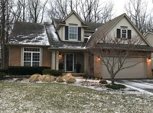 4490 Commerce Woods Dr, Commerce Township, MI 48382