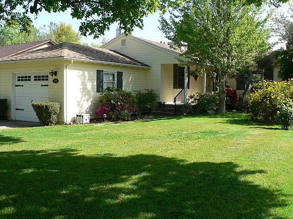 2nd image of 724 Vallejo Way