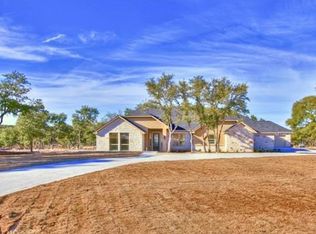 104 Arrowhead Rd, Georgetown, TX 78633