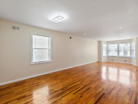 2nd image of 45 Randolph Ave Floor 1