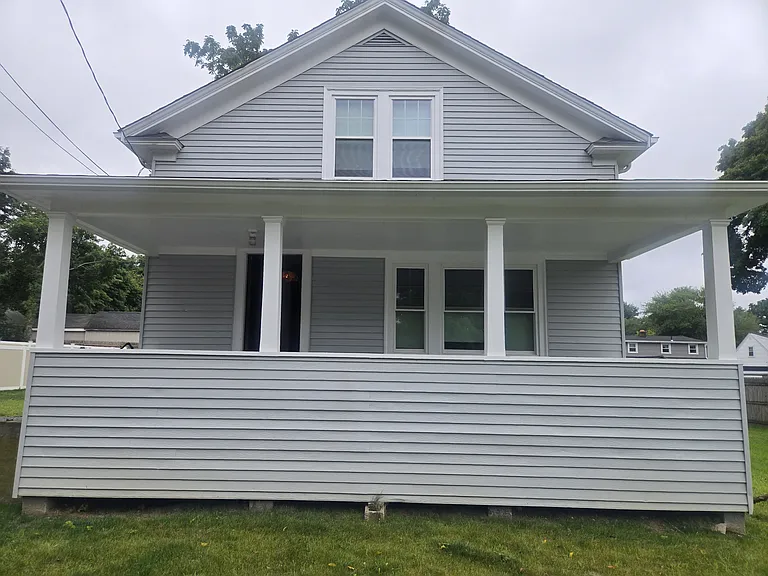 38 Maple St — Photo 1