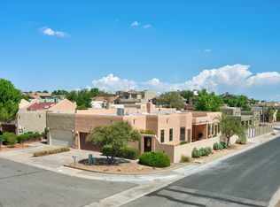 4601 Fairfax Dr NW, Albuquerque, NM 87114